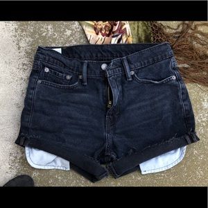 LEVI Shorts